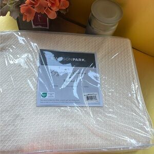 Madison Park Cream Blanket
